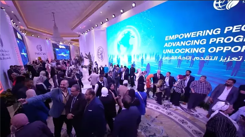 إقبال قياسي على المؤتمر العالمي للسكان والصحة والتنمية البشرية