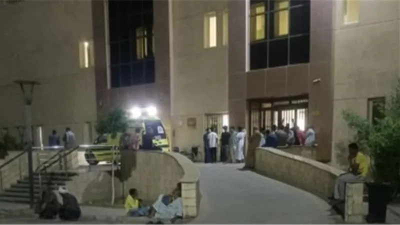5 مصابين في تصادم مروع بين توك توك وسيارة ربع نقل في الحلة الكلابية بإسنا