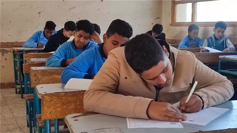 آخر موعد لتسجيل استمارات طلبة المنازل للشهادة الإعدادية.. تعرف على التفاصيل