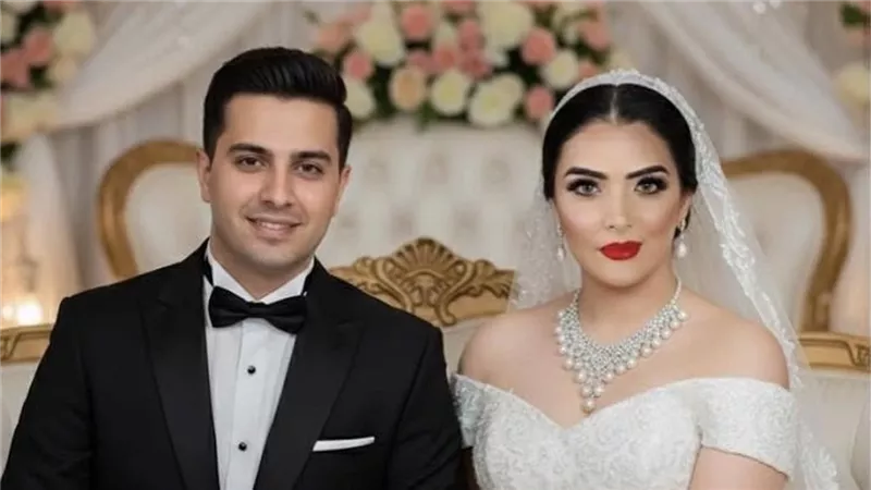 راندا البحيري تنشر صورة حورية فرغلي بفستان الزفاف.. وتعلق: يا رب يكون خبر صحيح
