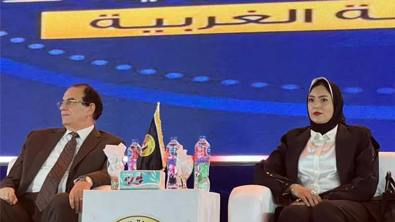 مشهد سياسي: الآلاف يتوافدون لتأييد هبة نبيل فسيخ والقائمة الوطنية بالغربية