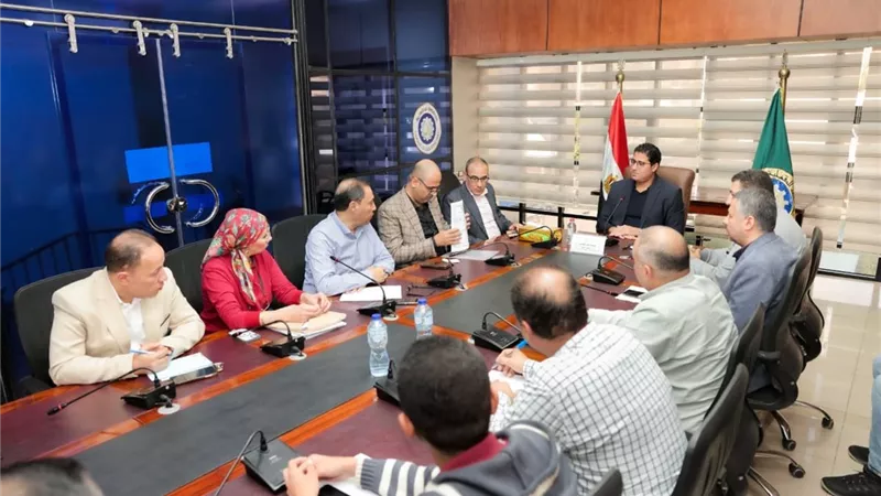 نائب محافظ الدقهلية يعقد اجتماع لنقل اصول شبكة كهرباء بالمنطقة الصناعية بجمصه