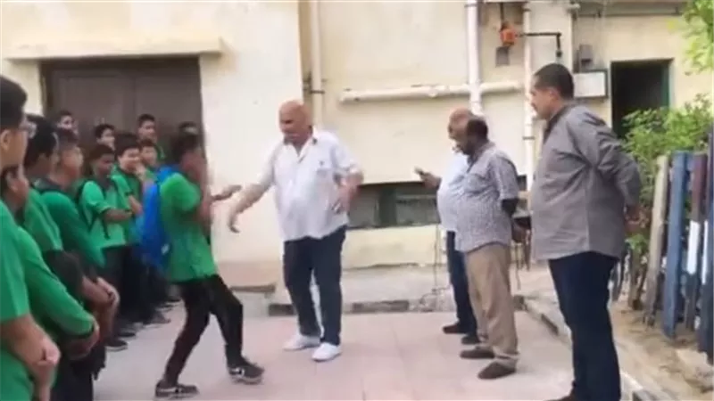 مدير تعليم الإسكندرية يحسم جدل فيديو اعتداء مدير مدرسة على طالب