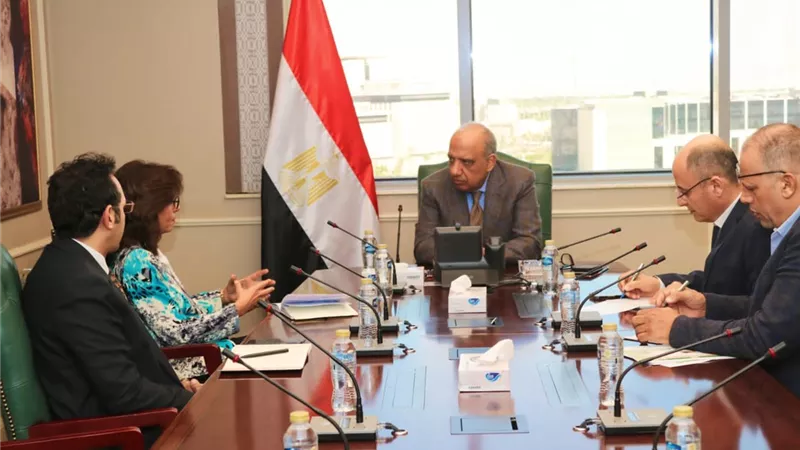 وزير الكهرباء ورئيس الأكاديمية الوطنية للتدريب يبحثان العمل المشترك في مجالات 