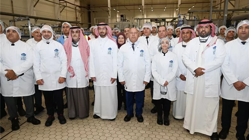 الصناعة: الدولة حريصة على زيادة التصدير للمنتجات الصناعية 