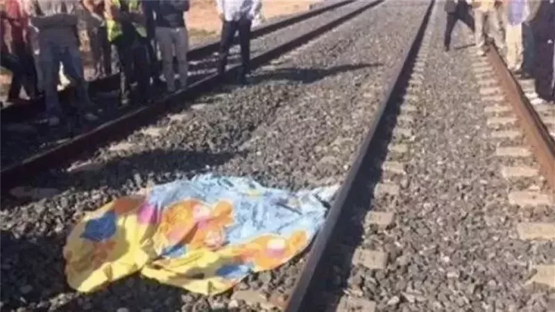 حوّل جثته لأشلاء.. قطار يدهس مواطنًا على شريط السكة الحديد بسوهاج