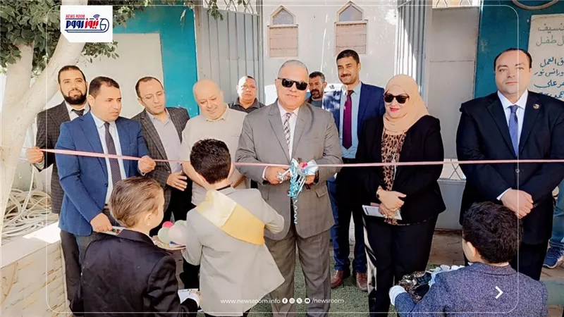 مدير تعليم الفيوم يفتتح معرض أنشطة مبادرة 