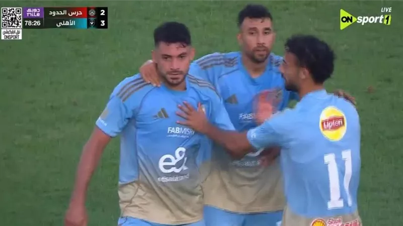 الأهلي يواصل استعداداته لمواجهة شبيبة القبائل.. موقف تريزيجيه وياسر إبراهيم 
