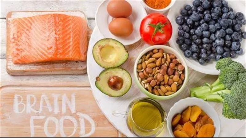 أطعمة تعمل على تحسين الذاكرة.. طبيعية ومفيدة وخفيفة 