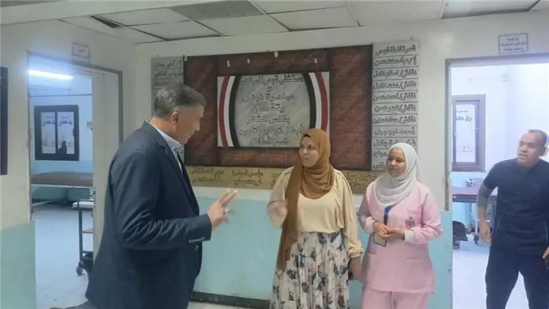 رئيس مركز قوص يتفقد وحدة الغسيل الكلوي وقسم الاستقبال بالمستشفي المركزي |صور