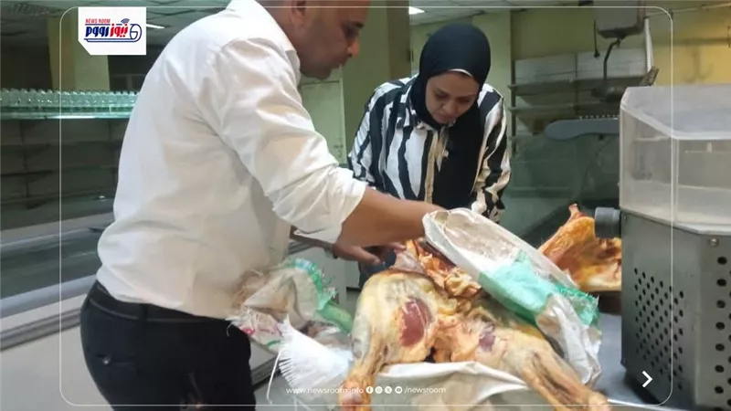 ضبط لحوم ضأن غير صالحة للاستهلاك وتحرير 21 محضرًا بالمنيا