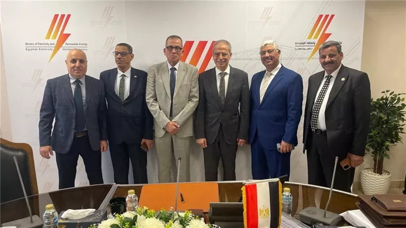 باستثمارات 878 مليون جنيه.. انتهاء مناقشة ميزانية جنوب الدلتا للكهرباء