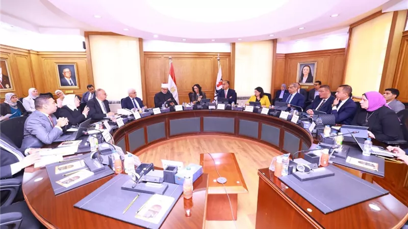 وزيرة التضامن الاجتماعي تترأس اجتماع مجلس إدارة بنك ناصر 