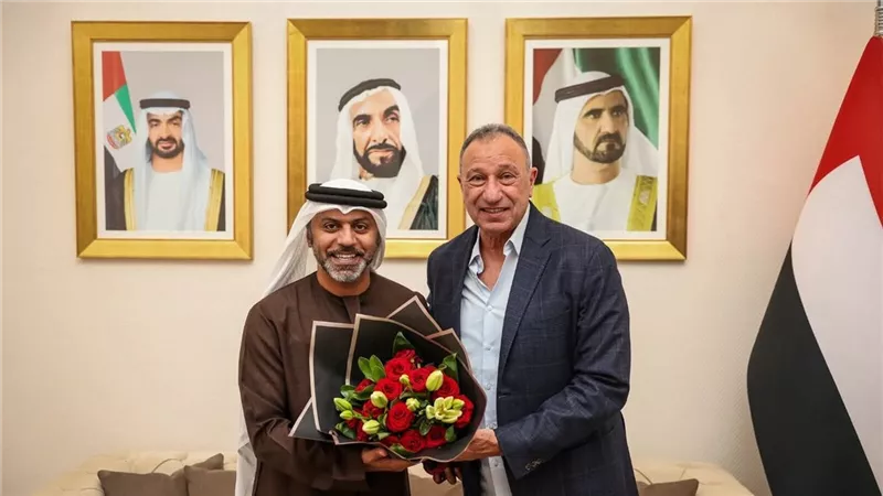  الخطيب يشكر سفير دولة الإمارات في القاهرة لحسن استقبال بعثات الأهلي