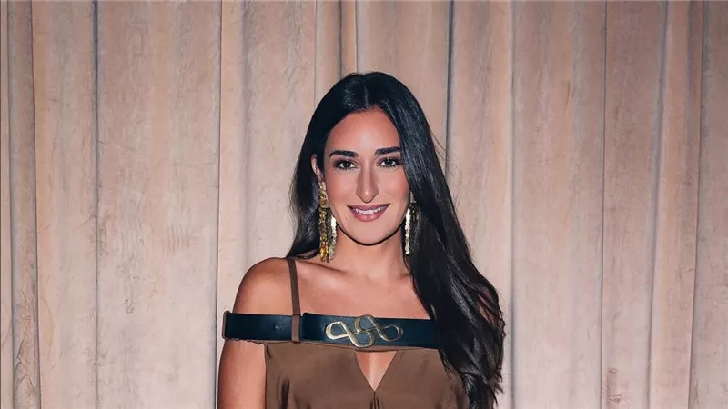إطلالة أمينة خليل بفستان حمل .. هل تنتظر خبر سعيد؟