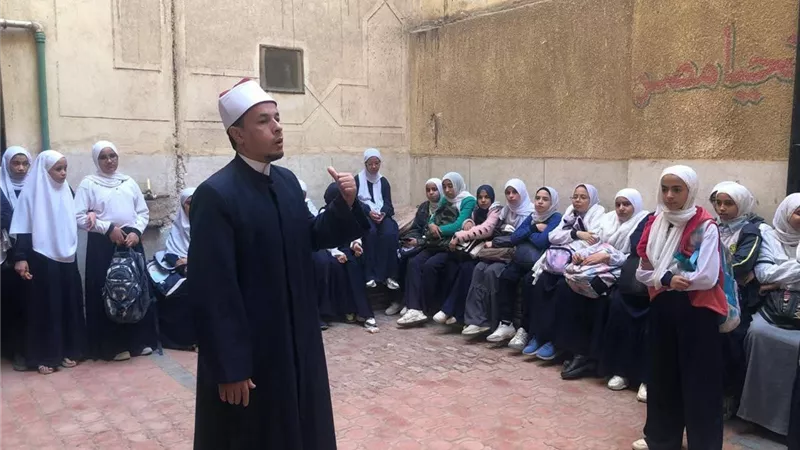  أوقاف القليوبية تنظم ندوات بالمدارس حول آداب طالب العلم