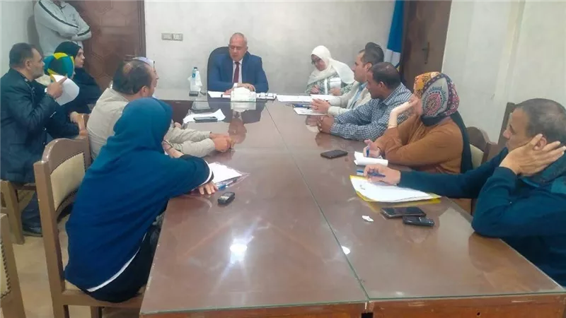السكرتير العام المساعد بدمياط يرأس اللقاء الأسبوعى مع المواطنين