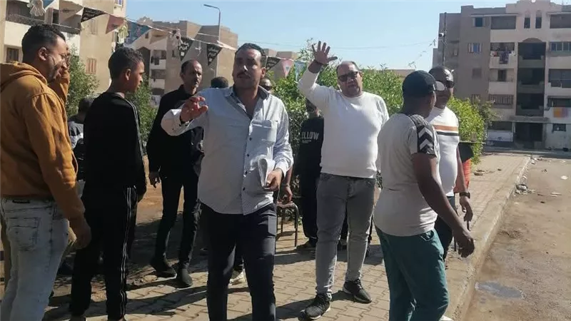 محليات السويس تكثف حملات النظافة ورفع الاشغالات والتعديات بحي عتاقة