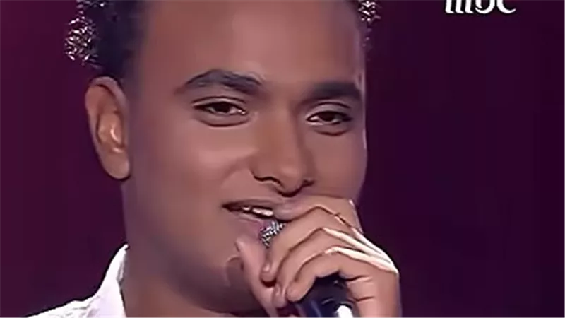 الموهبة في الجينات الوراثية.. حفيد محمد فوزي أحد المشاركين في the voice 