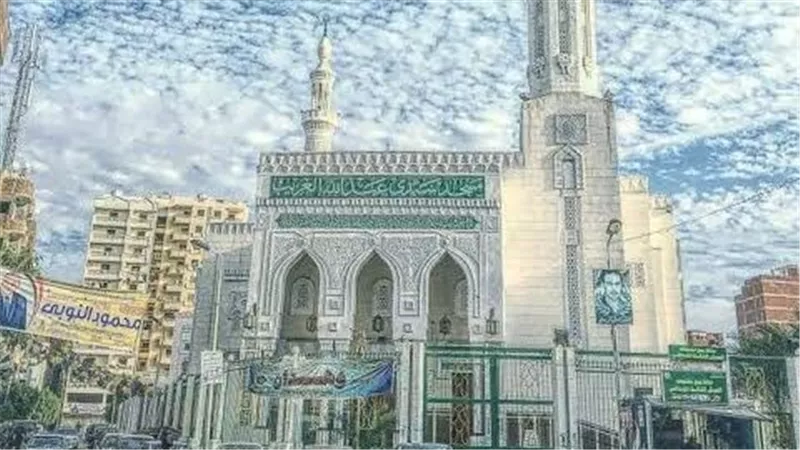 مواقيت الصلاة في محافظة السويس اليوم الخميس  20 نوفمبر.. العشاء الساعة كام؟
