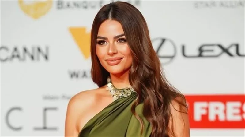  هنادي مهنا تتألق على ريد كاربت مهرجان القاهرة السينمائي الدولي