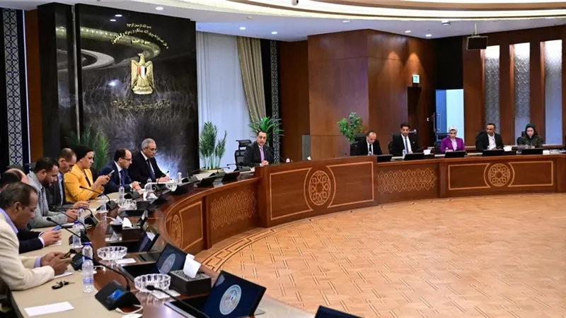 مشاريع عملاقة واستثمارات كبرى… ماذا يخبئ المستقبل الاقتصادي لمصر؟