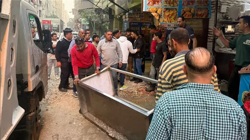 محافظة الجيزة ترفع ٢٦٠٠ حالة إشغال وتنفذ حملات نظافة مكثفة في عدد من المناطق