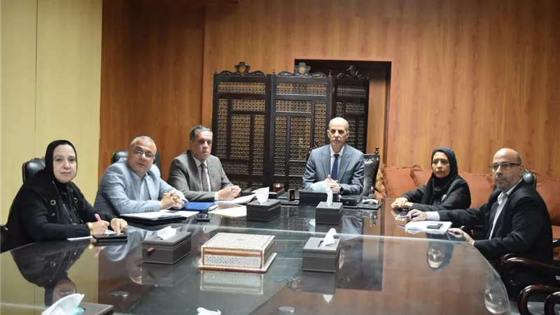جامعة بنى سويف: بحث مقترح إعداد دراسة جدوى للمشاركة بمعرض تعليمي بالإمارات