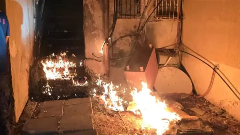 السيطرة على حريق ببرج سكنى بقرية كفر الجزار ببنها بمحافظة القليوبية 