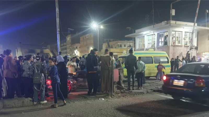 رغم إغلاق المزلقان.. سيدة تلقى مصرعها أسفل عجلات القطار بالأقصر