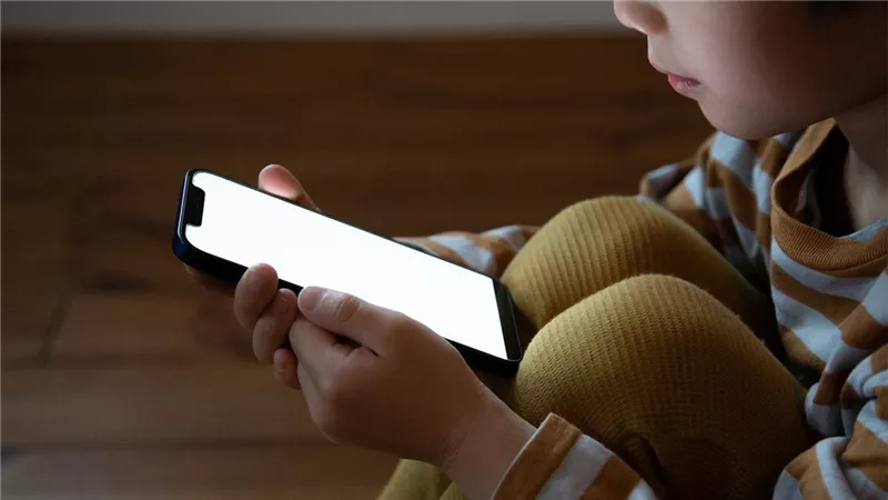 تونس تطلق حملة وطنية لحماية الأطفال من مخاطر الإنترنت.. تفاصيل