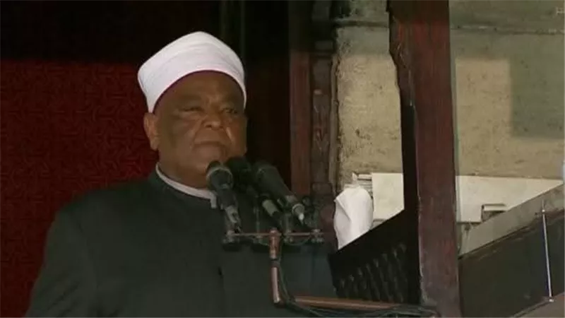 كنزلات البرد|خطيب الجامع الأزهر: من يصاب بالأمراض المعدية يلزمه شرعاً الاحتياط