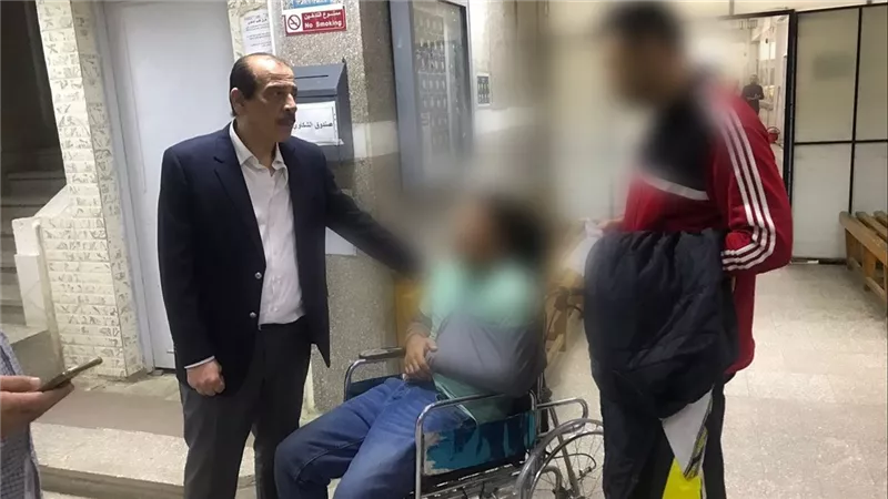 تحرك ميداني.. نائب وزير الصحة يضبط مخالفات ويُكافئ المتميزين في منشآت الشروق