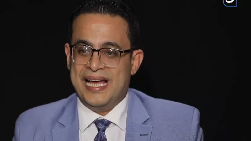محمد هاني: الإهمال العاطفي يهدم البيوت والاحترام المتبادل سر استمرار الزواج