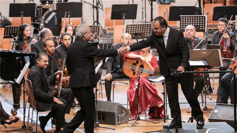 الموسيقار راجح داوود  يتألق في حفل ظل نور بمكتبة الإسكندرية