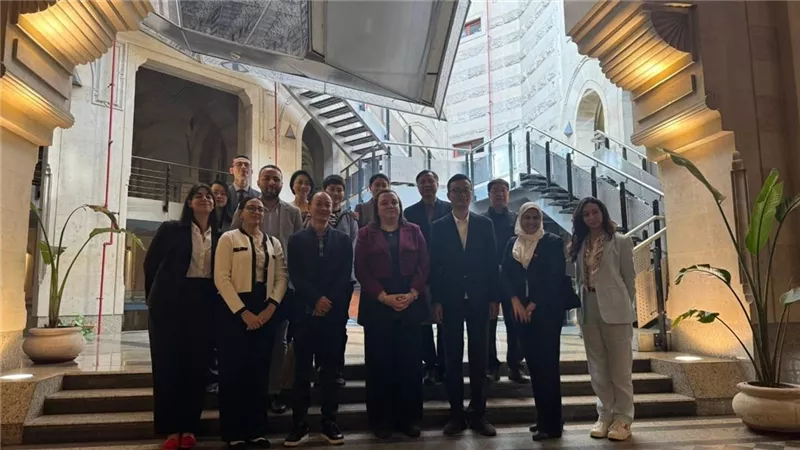 وفد صيني رفيع المستوى في زيارة لمتحف دار الكتب بباب الخلق