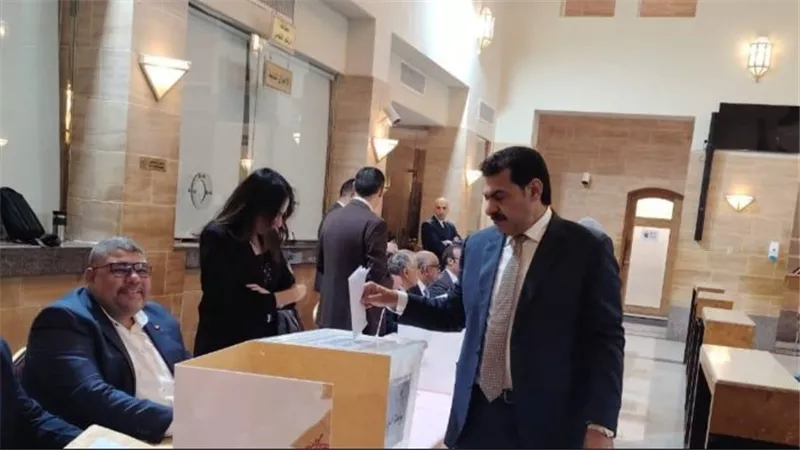 إقبال واسع للمصريين بالخارج في اليوم الأول للتصويت لانتخابات مجلس النواب 2025