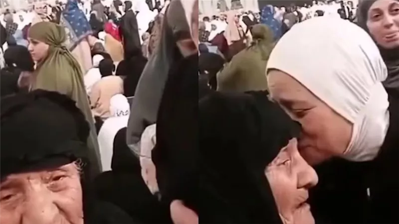 بالفيديو.. مصرية تطلب دعاء حاجة عراقية لابنتها بالزواج في الحرم