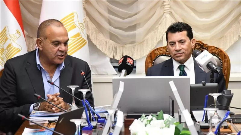 في اتصال هاتفي .. وزير الرياضة يتابع فعاليات المؤتمر الدولي للحد من الغرق