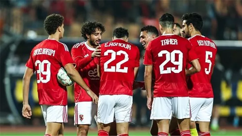  الأهلي يختتم تدريباته استعدادًا لمواجهة الجيش الملكي في دوري أبطال إفريقيا