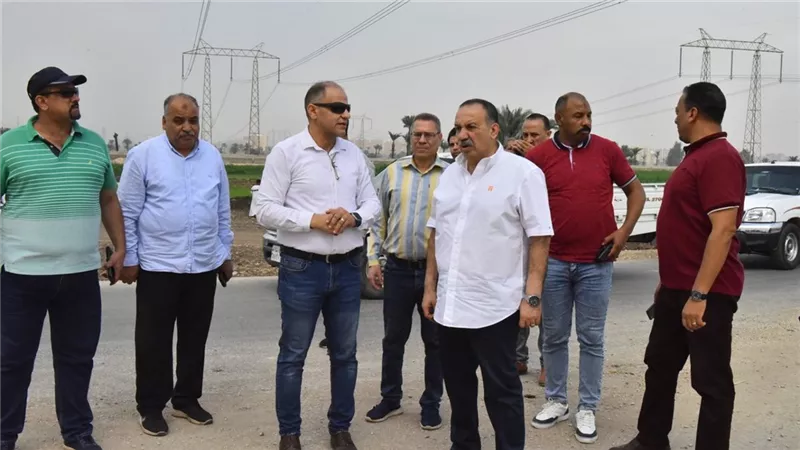 محافظ أسيوط يتفقد أعمال إنشاء طريق يربط قرى ريفا وموشا والزاوية بالمعلمين