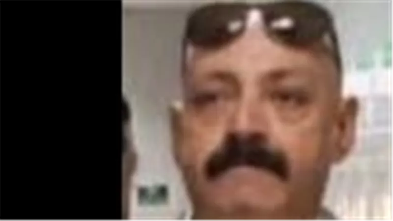 أهالي حي شرق شبرا الخيمة يعرضون 10 مطالب عاجلة لرئيس الحي بعد نقل مكتبه للشارع