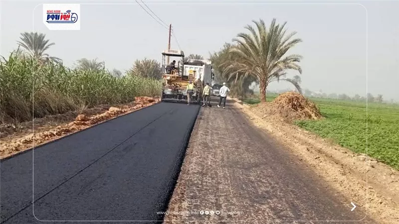 رصف وتطوير شوارع حيوية ورفع كفاءة البنية التحتية في بني مزار بالمنيا
