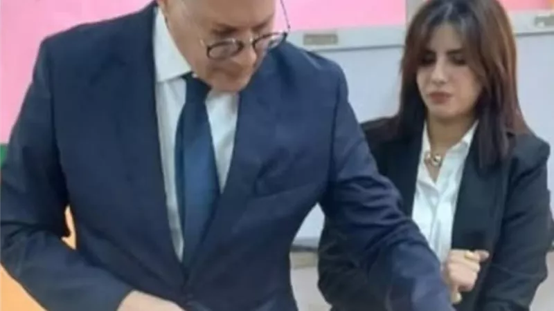 وزير البترول يدلي بصوته في انتخابات مجلس النواب 2025 