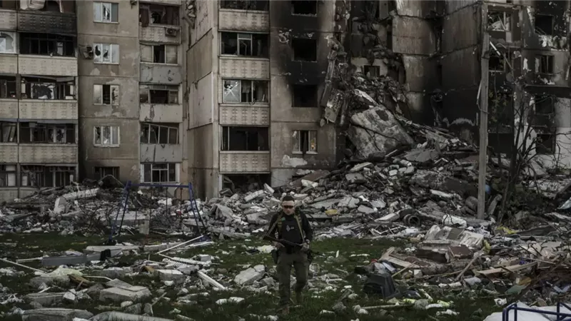 سلطات أوكرانية: أكثر من 700 هجوم روسي على زابوريجيا خلال الساعات الماضية
