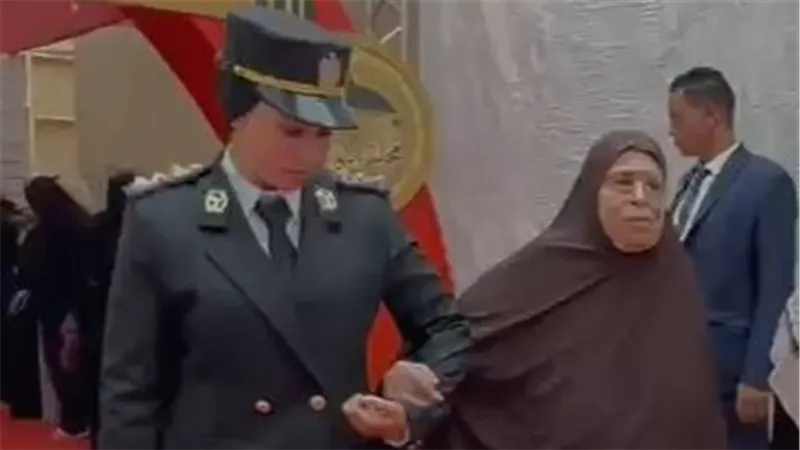 الكل جاي يشارك.. إقبال كبير من الناخبين على اللجان بحدائق القبة