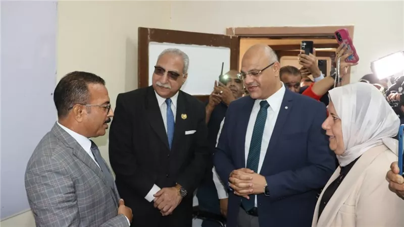المرأة المصرية الأفضل بالعالم.. وسيدات الخصوص يتصدرن مشهد انتخابات النواب