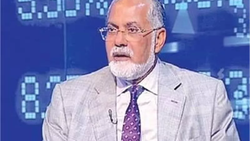 رفيق عباسي: الاضطرابات الدولية ترجح استمرار صعود أسعار الذهب والفضة