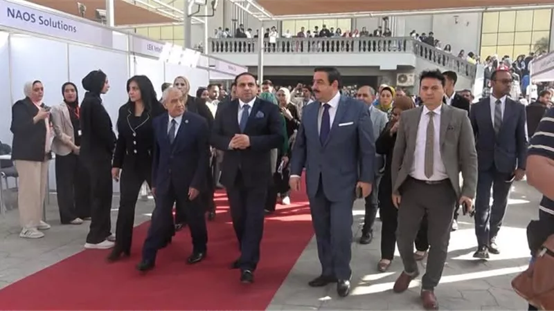 غرفة القاهرة تشارك في توظيف الشباب بالأكاديمية الحديثة لعلوم الكمبيوتر