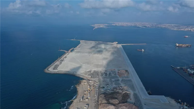 محطة تحيا مصر 2 بالدخيلة.. صرح لوجيستي جديد يضع مصر على خريطة الموانئ